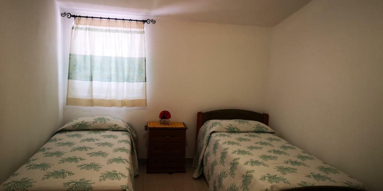 Casa Vacanza Giulia Budoni Bagian luar foto